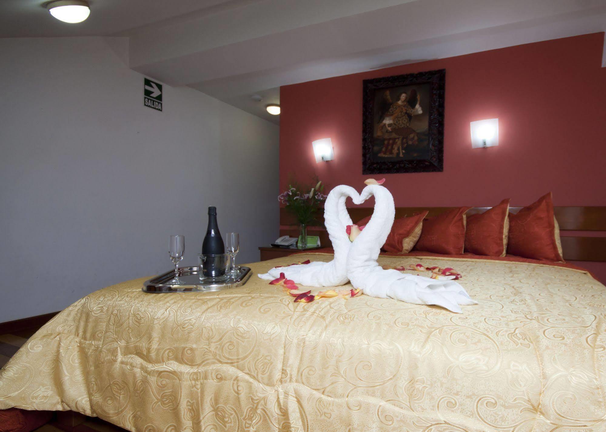 Kenamari Hotel Cuzco Esterno foto