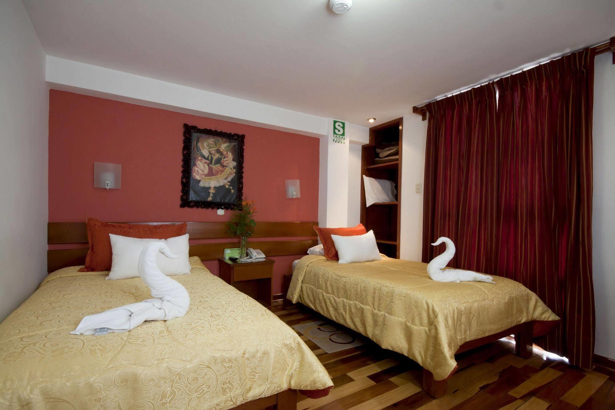 Kenamari Hotel Cuzco Esterno foto